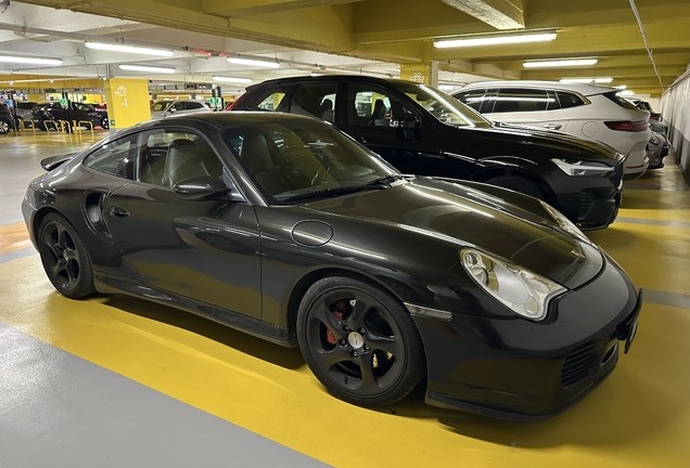 Porsche 996 Turbo