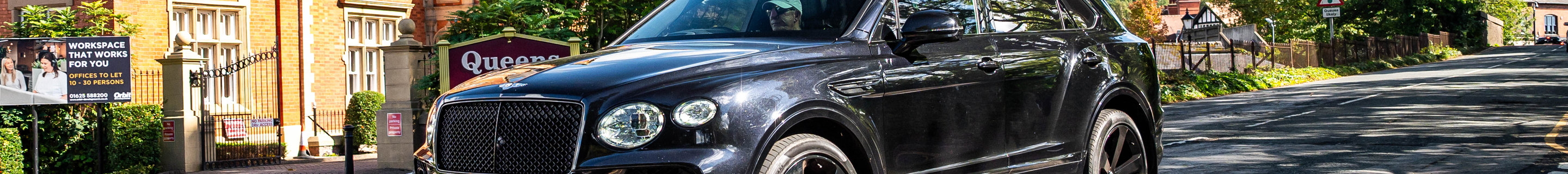 Bentley Bentayga Azure
