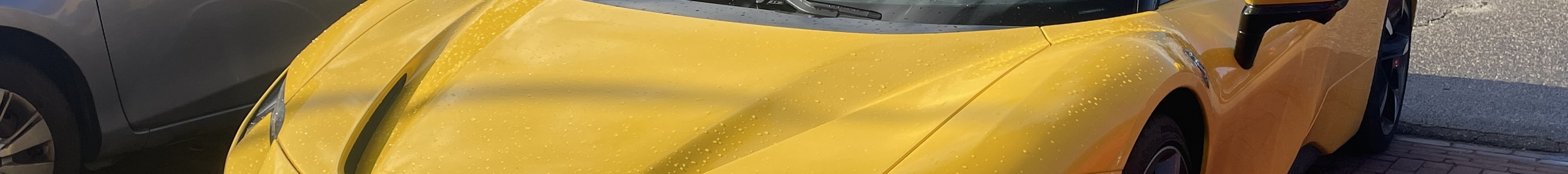 Ferrari SF90 Spider