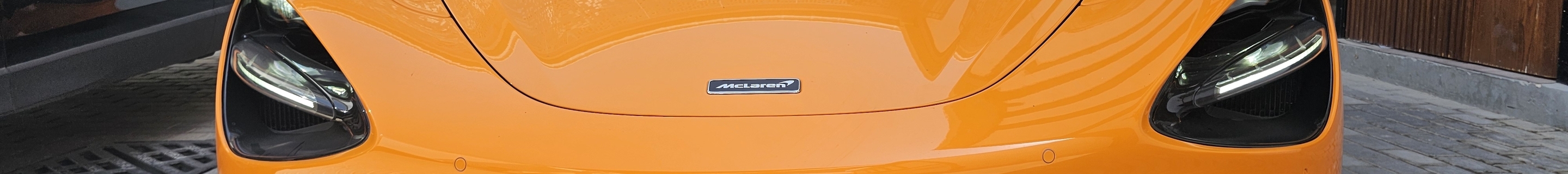 McLaren 765LT