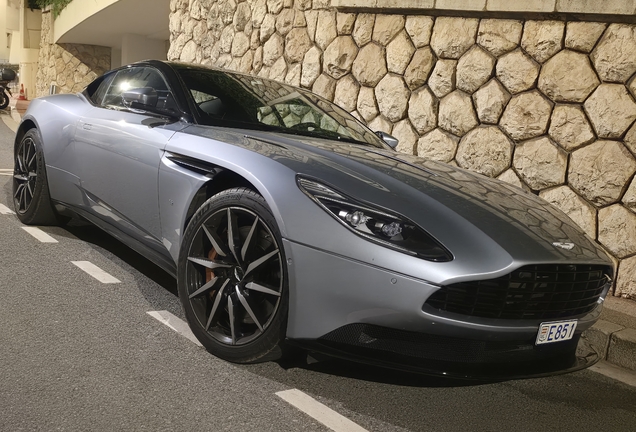 Aston Martin DB11