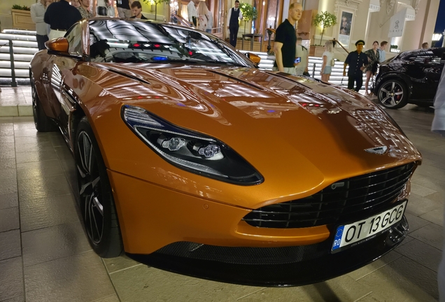 Aston Martin DB11