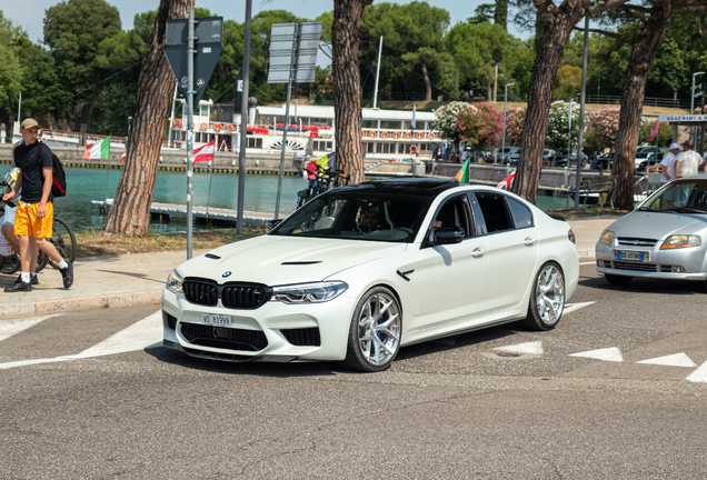 BMW M5 F90