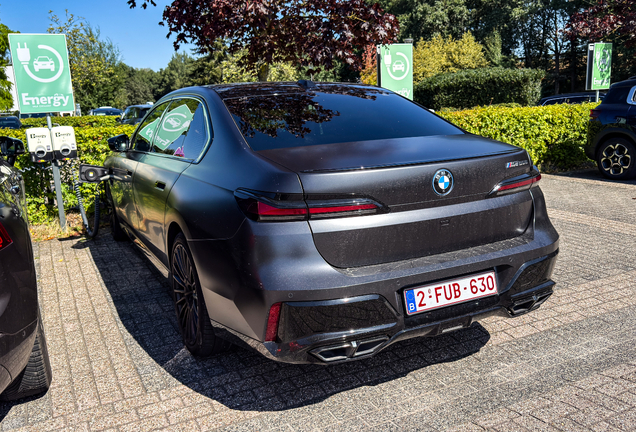 BMW M760e xDrive