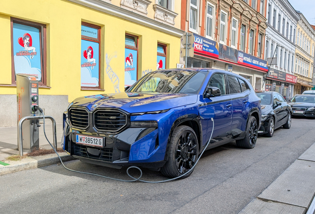 BMW XM G09