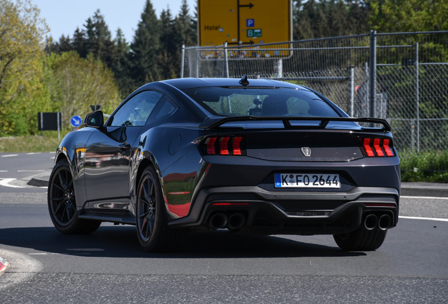 Ford Mustang Dark Horse 2024