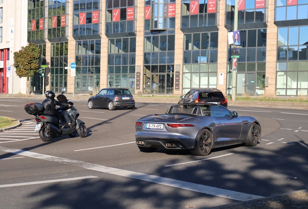 Jaguar F-TYPE P450 Convertible 2020