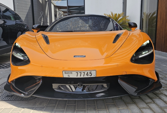 McLaren 765LT