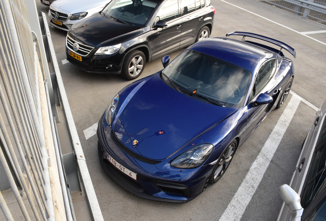 Porsche 718 Cayman GT4