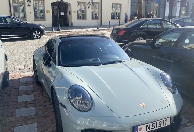Porsche 992 Carrera 4 GTS MkII