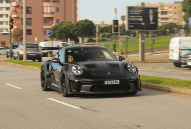 Porsche 992 GT3 RS MkI Weissach Package