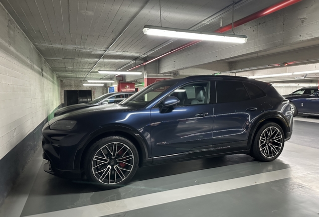 Porsche Cayenne Turbo Electric