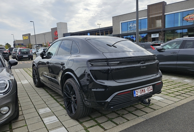 Porsche Macan EV Turbo
