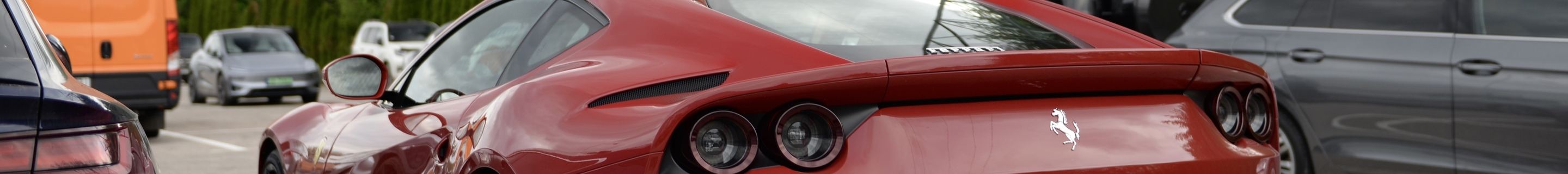 Ferrari 812 Superfast