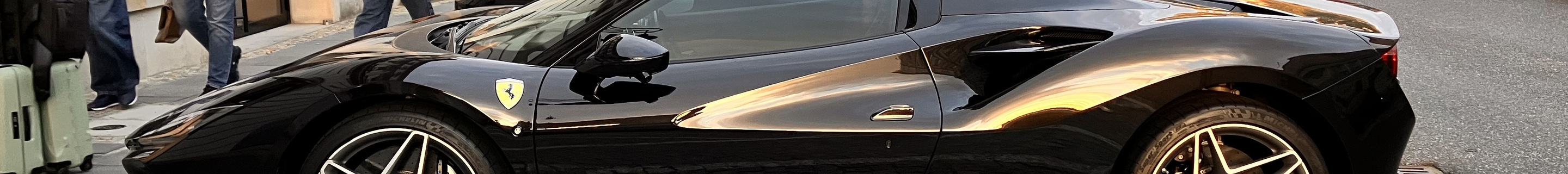 Ferrari F8 Spider