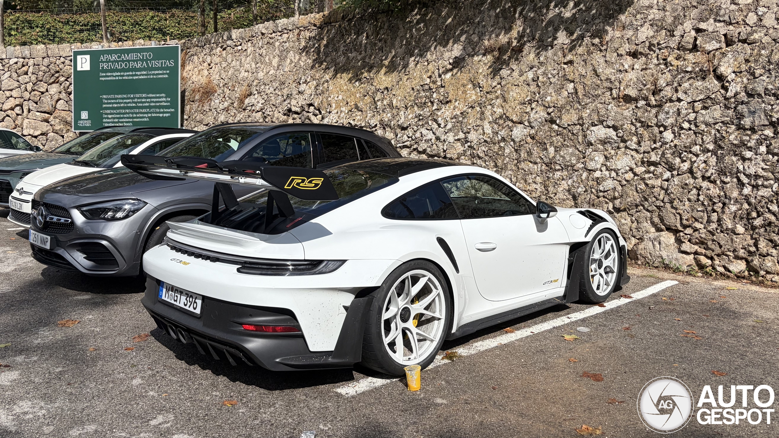 Porsche 992 GT3 RS MkI Weissach Package
