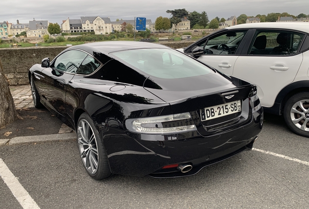 Aston Martin DB9 2013