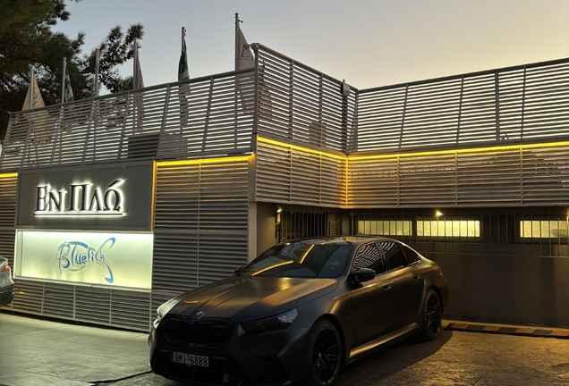 BMW M5 G90