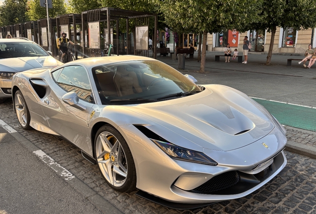 Ferrari F8 Tributo