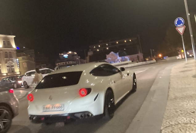 Ferrari FF