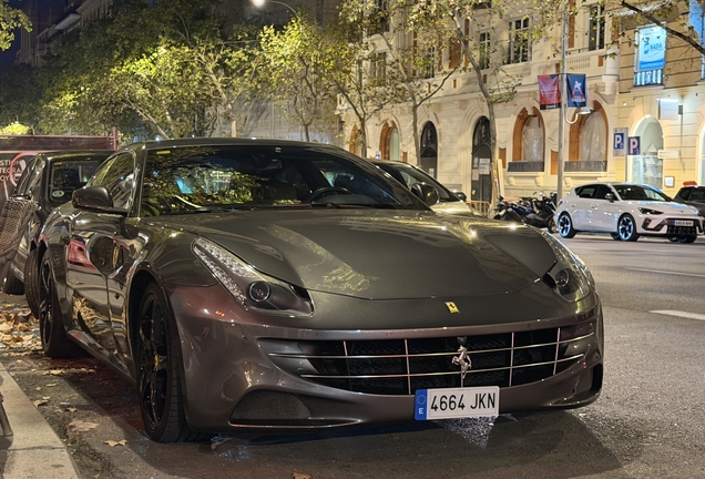 Ferrari FF