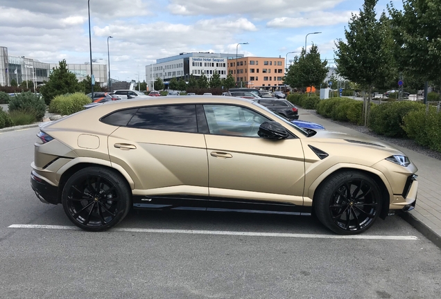 Lamborghini Urus S