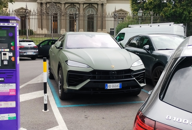 Lamborghini Urus SE