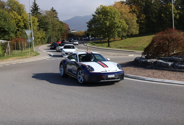Porsche 992 Dakar