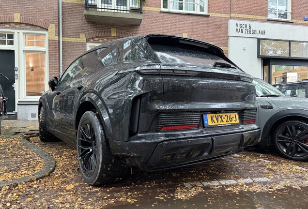 Porsche Cayenne Turbo Electric
