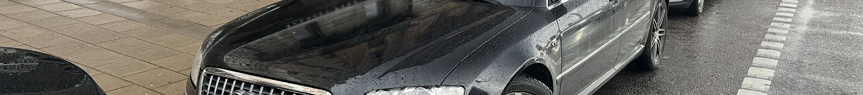 Audi S8 D3