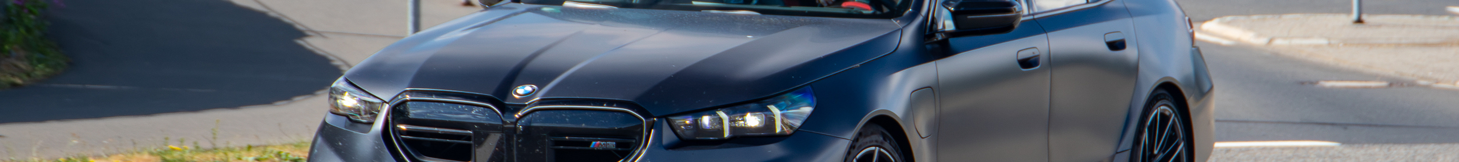 BMW M5 G90