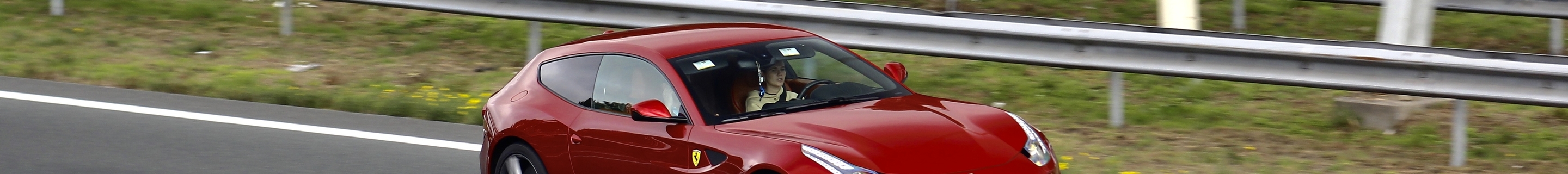 Ferrari FF
