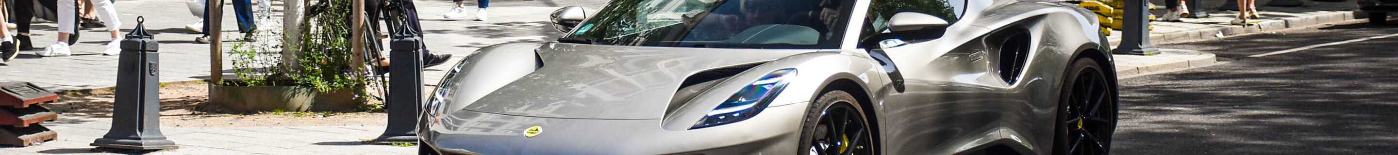 Lotus Emira
