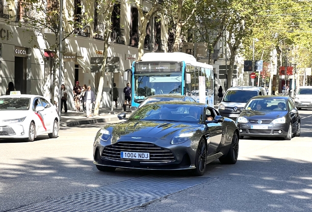 Aston Martin DB12