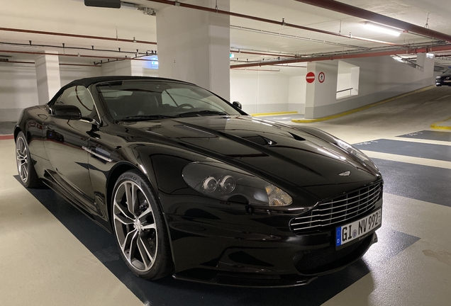 Aston Martin DBS Volante