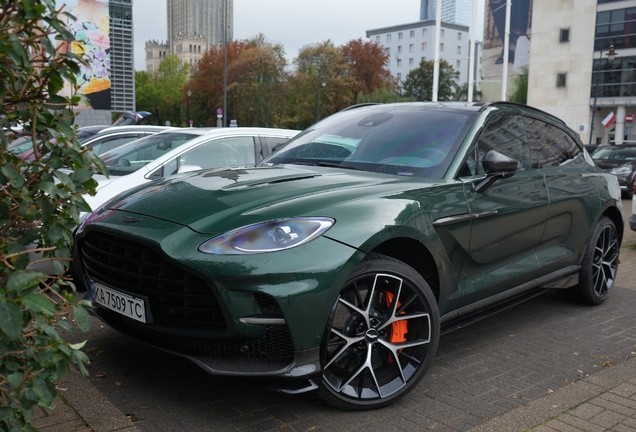 Aston Martin DBX707