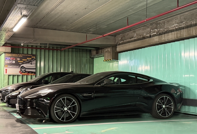 Aston Martin Vanquish 2013