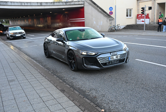 Audi RS E-Tron GT 2025