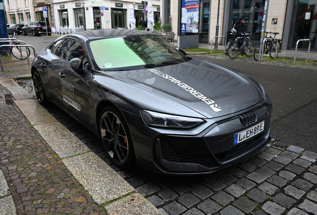Audi RS E-Tron GT 2025