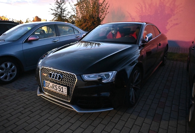 Audi RS5 B8 2012