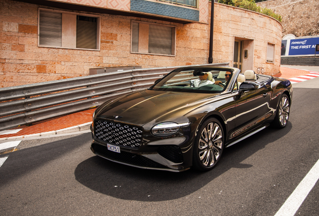 Bentley Continental GTC Mulliner 2025