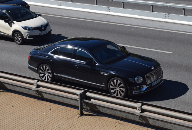 Bentley Flying Spur V8 2021