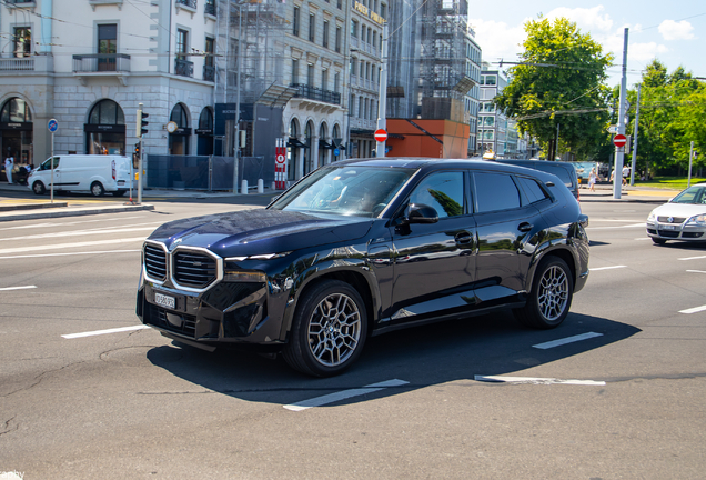 BMW XM G09