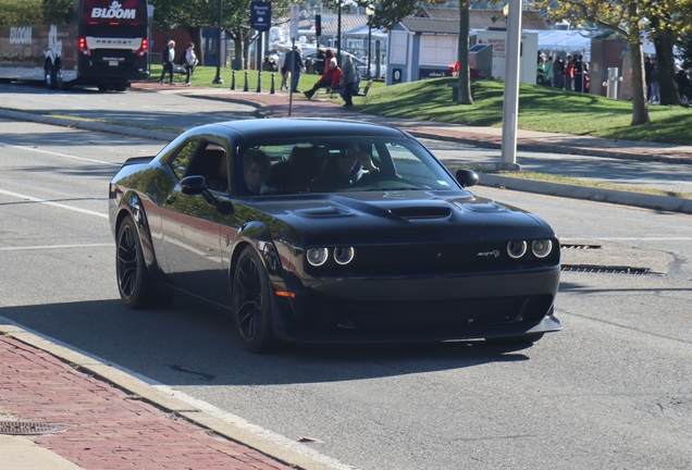 Dodge Challenger SRT Hellcat Widebody
