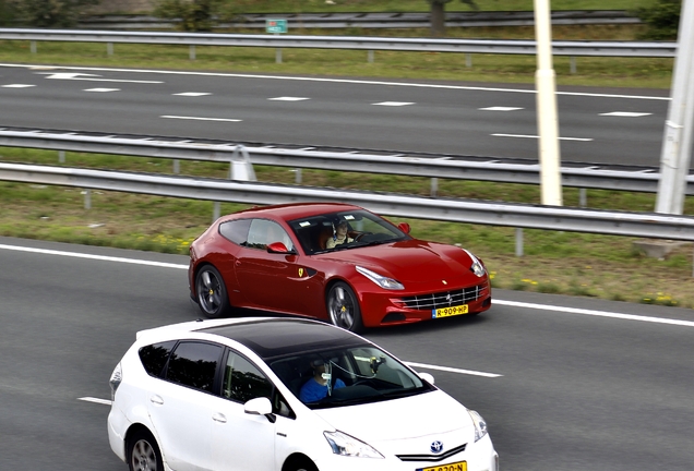 Ferrari FF