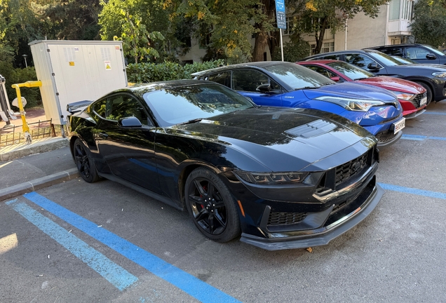 Ford Mustang Dark Horse 2024