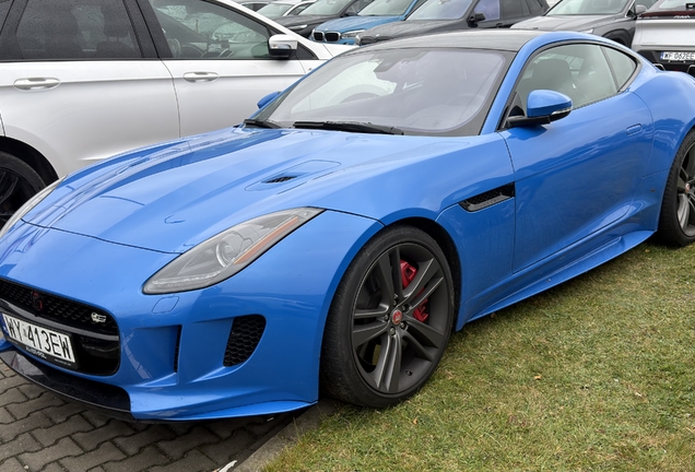 Jaguar F-TYPE S Coupé British Design Edition