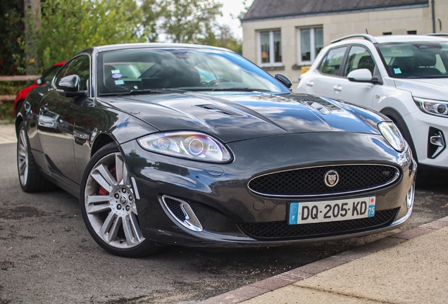 Jaguar XKR 2012