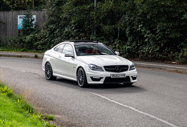 Mercedes-Benz C 63 AMG Coupé Edition 125