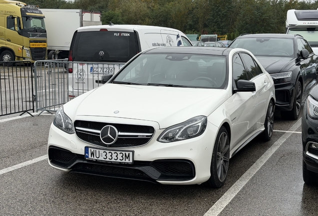 Mercedes-Benz E 63 AMG S W212